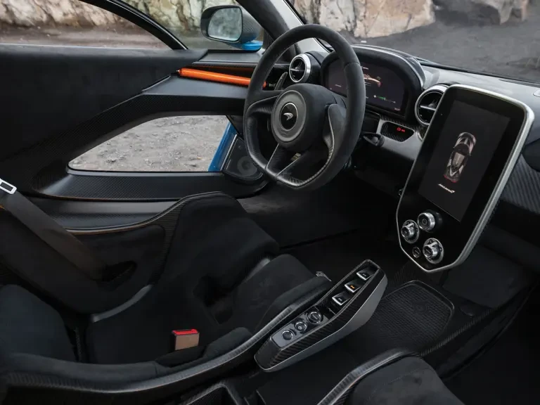 2019 McLaren Senna - Image 23 of 31