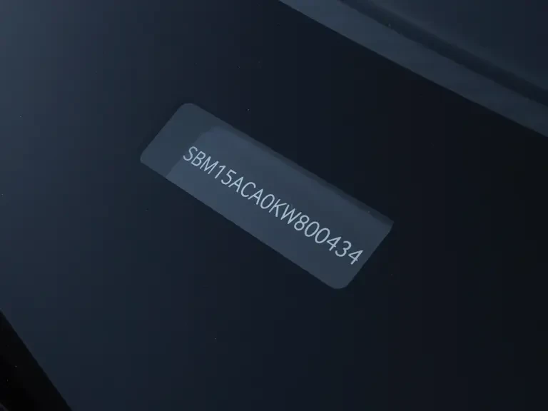 2019 McLaren Senna - Image 26 of 31