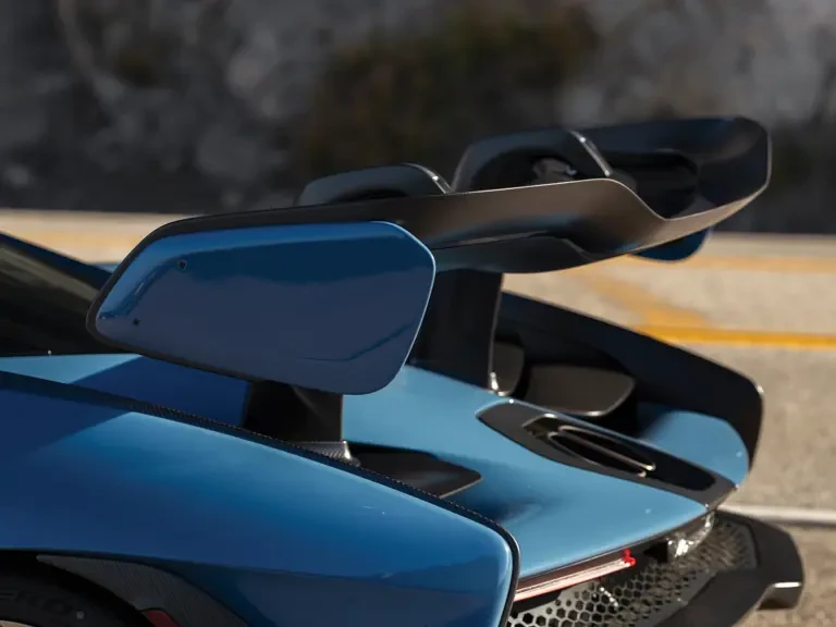 2019 McLaren Senna - Image 16 of 31