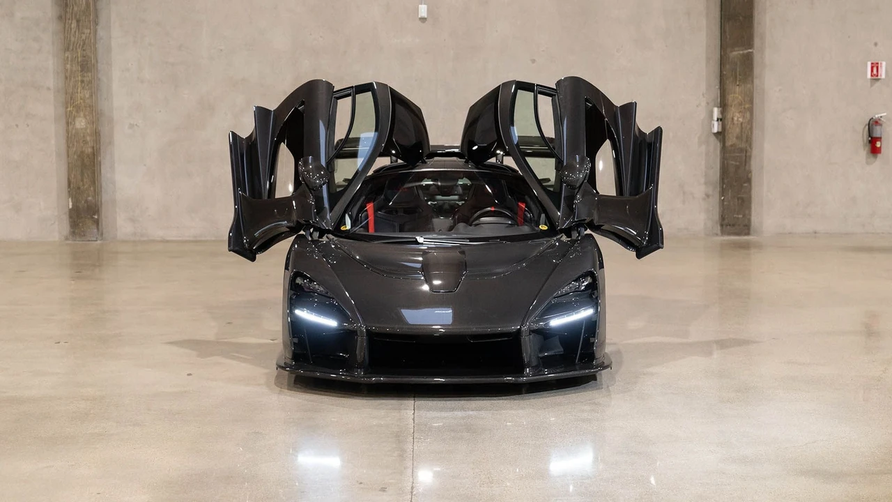 2019 McLaren Senna - Image 8 of 31