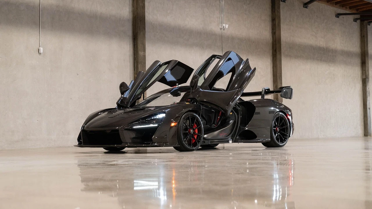 2019 McLaren Senna - Image 5 of 31