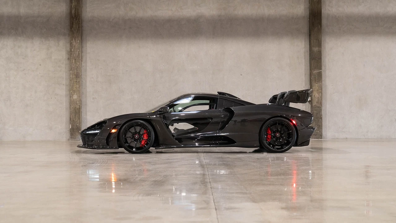 2019 McLaren Senna - Image 9 of 31