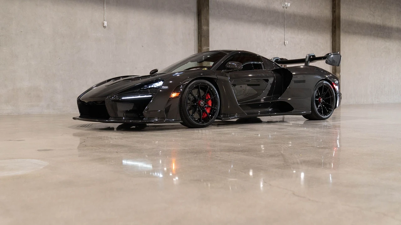 2019 McLaren Senna - Image 7 of 31