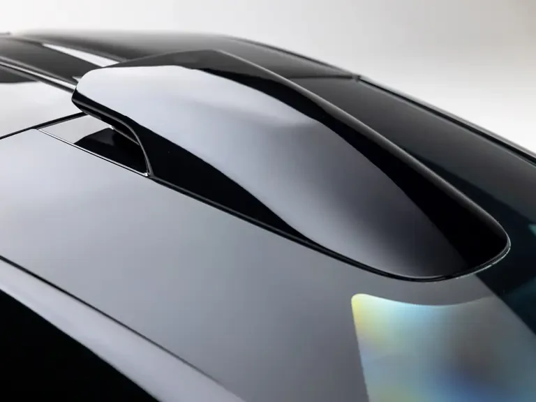 2019 McLaren Senna - Image 29 of 31