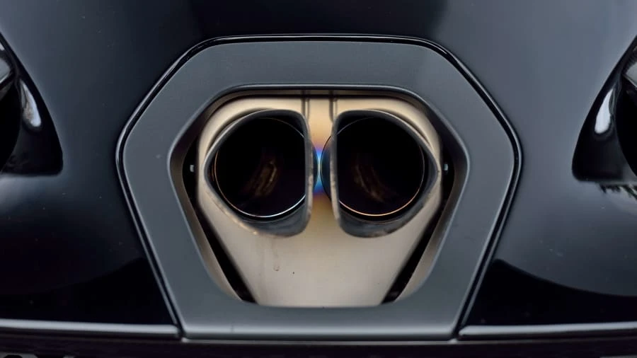 2019 McLaren Senna - Image 7 of 20