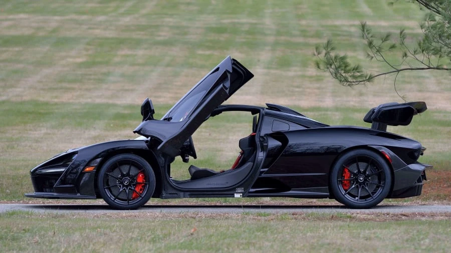 2019 McLaren Senna - Image 8 of 20