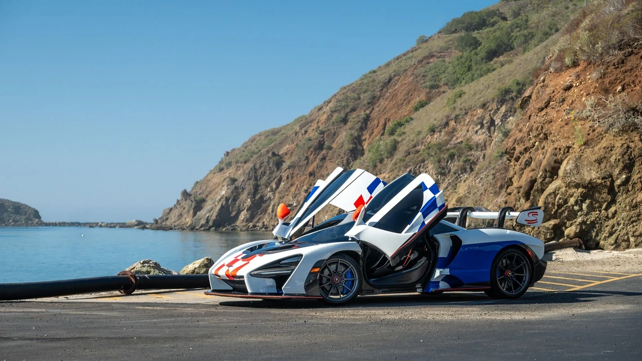 2019 McLaren Senna - Image 16 of 31