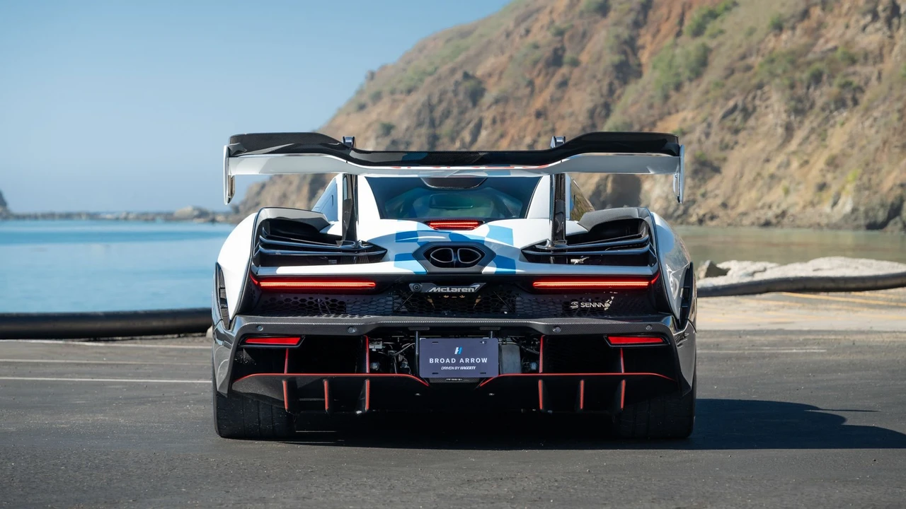 2019 McLaren Senna - Image 4 of 31