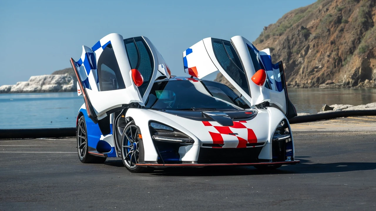 2019 McLaren Senna - Image 7 of 31