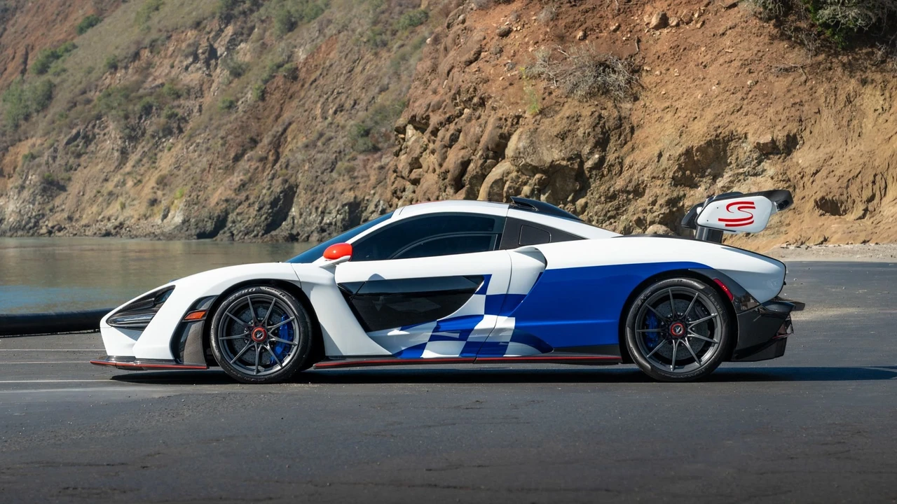 2019 McLaren Senna - Image 2 of 31