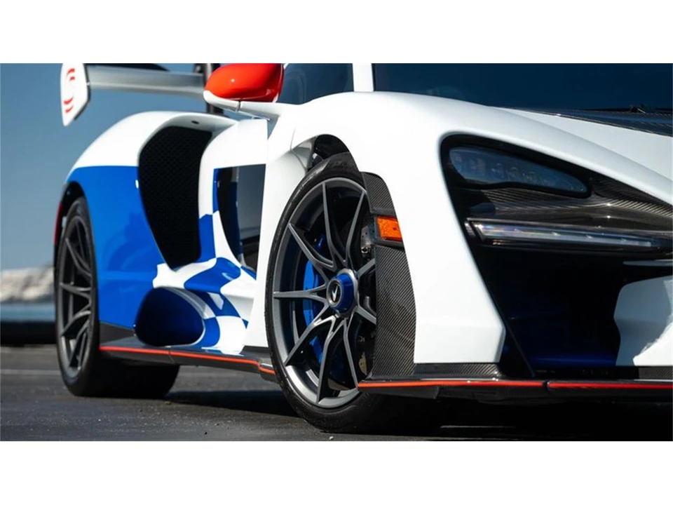 2019 McLaren Senna - Image 18 of 31