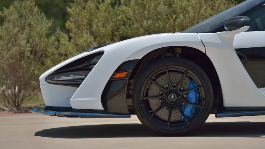 2019 McLaren Senna - Image 18 of 23
