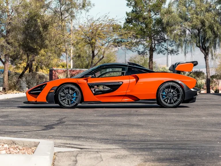 2019 McLaren Senna - Image 5 of 31