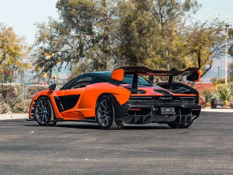 2019 McLaren Senna - Image 3 of 31