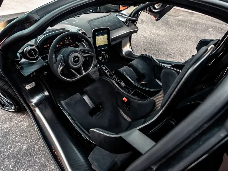 2019 McLaren Senna - Image 4 of 31