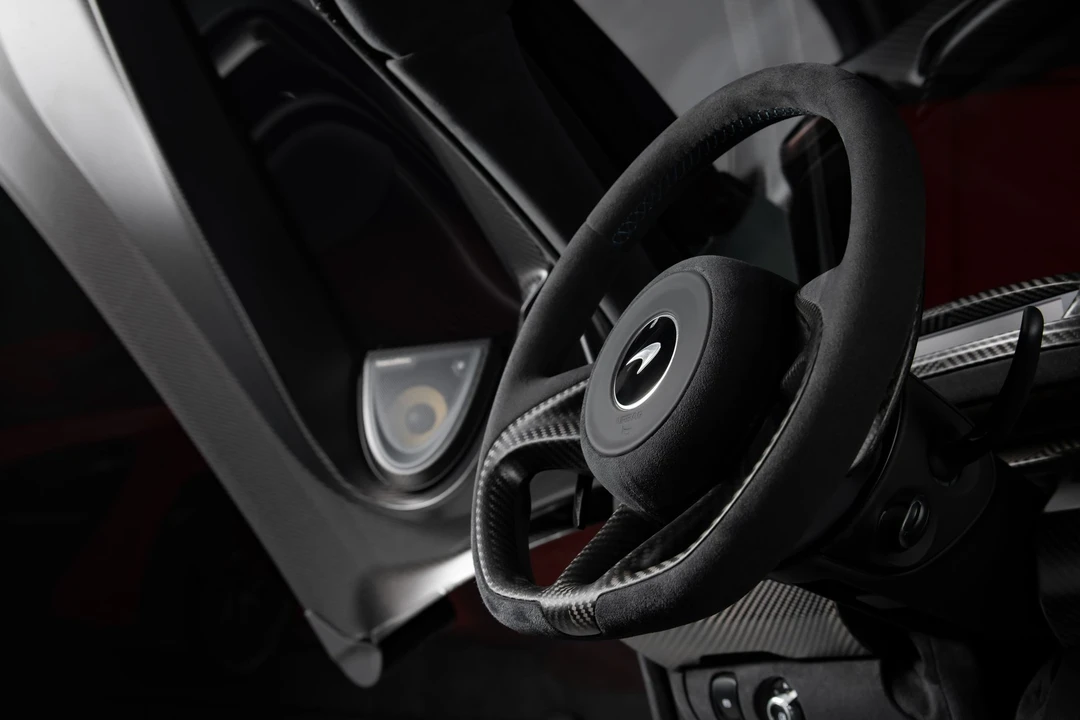 2019 McLaren Senna - Image 3 of 31