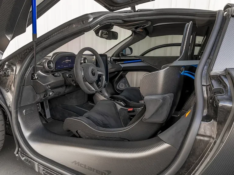 2019 McLaren Senna - Image 5 of 31