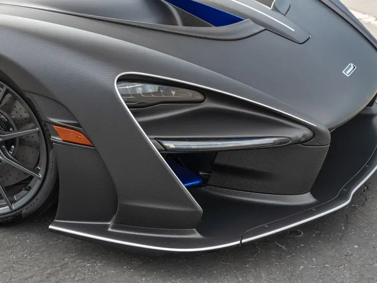 2019 McLaren Senna - Image 29 of 31