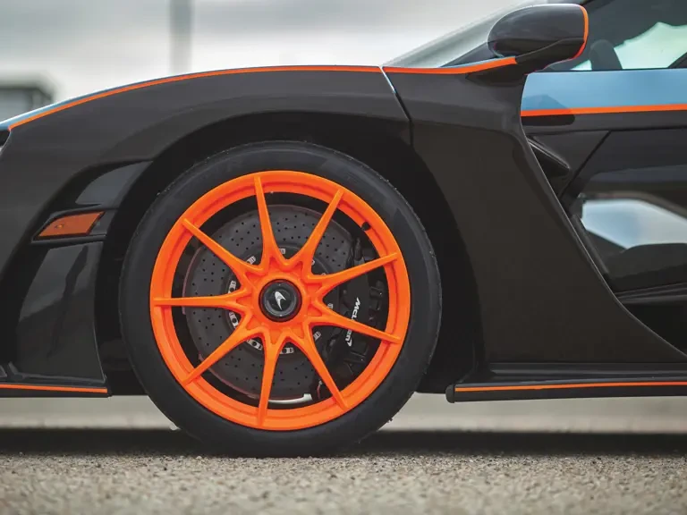 2019 McLaren Senna - Image 17 of 29