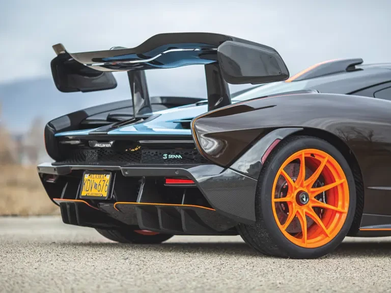 2019 McLaren Senna - Image 24 of 29