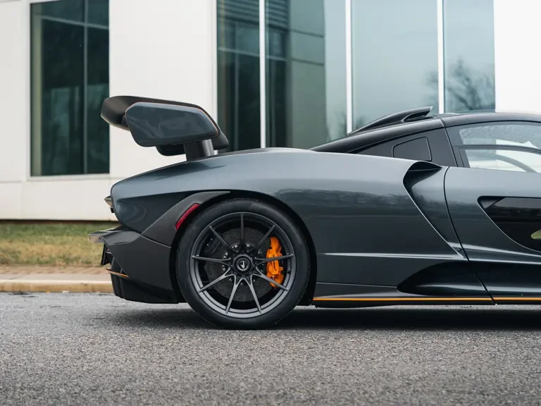 2019 McLaren Senna - Image 29 of 31