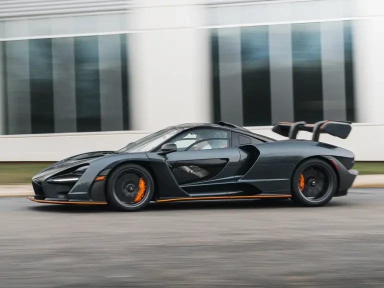 2019 McLaren Senna - Image 23 of 31