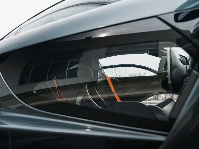 2019 McLaren Senna - Image 22 of 31