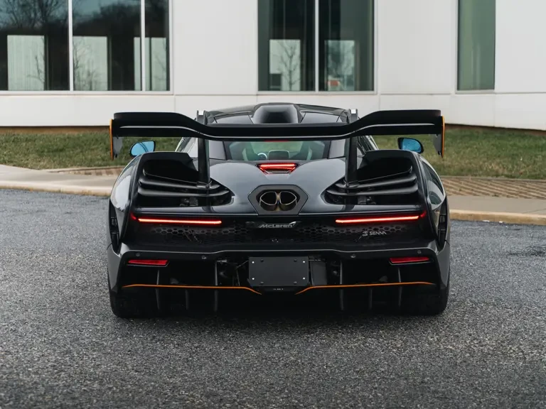 2019 McLaren Senna - Image 10 of 31