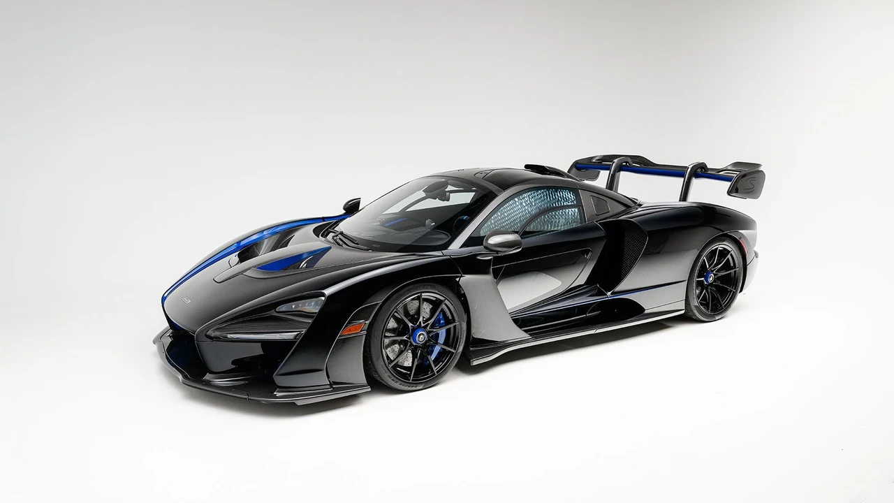 2019 McLaren Senna - Image 17 of 31