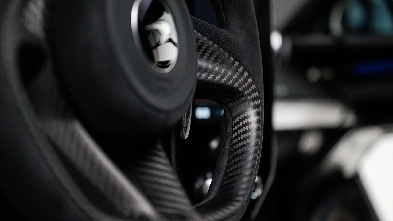 2019 McLaren Senna - Image 7 of 31