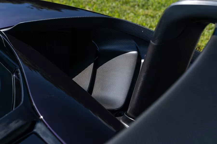 2019 McLaren Senna - Image 11 of 31