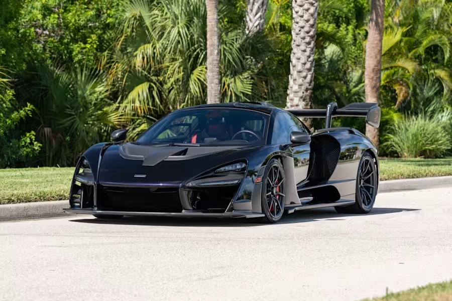 2019 McLaren Senna - Image 28 of 31