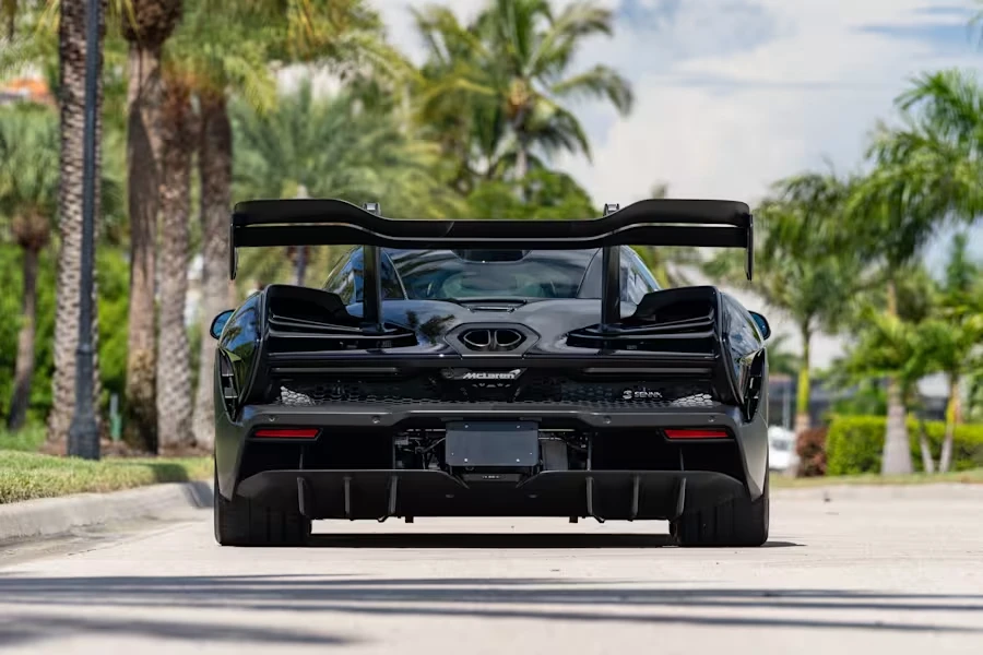 2019 McLaren Senna - Image 25 of 31