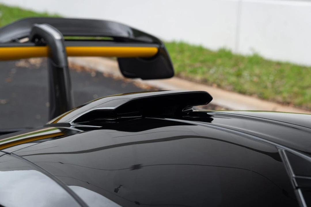 2019 McLaren Senna - Image 30 of 31