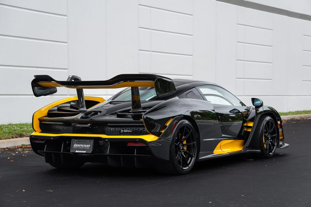 2019 McLaren Senna - Image 5 of 31