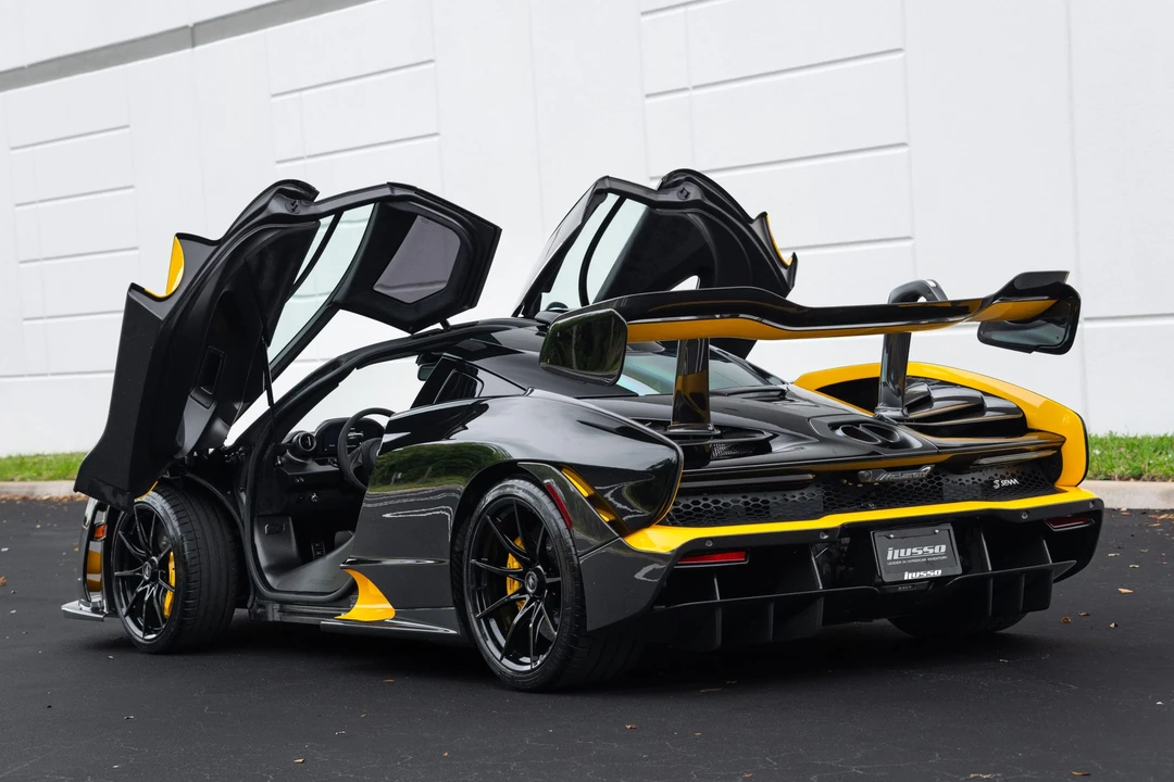 2019 McLaren Senna - Image 12 of 31