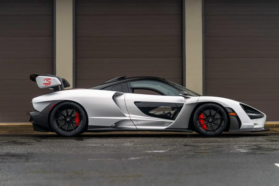 2019 McLaren Senna - Image 9 of 31