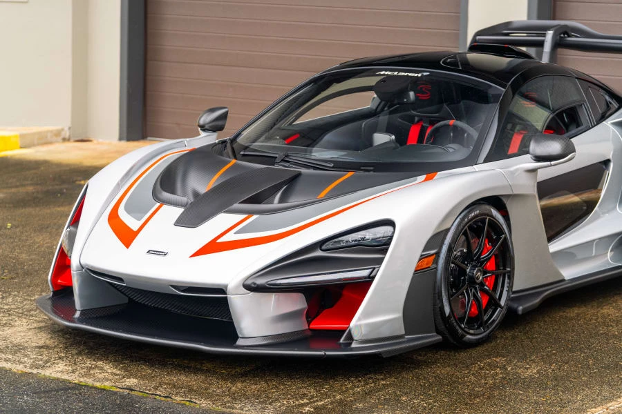 2019 McLaren Senna - Image 25 of 31
