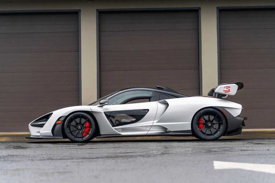 2019 McLaren Senna - Image 2 of 31