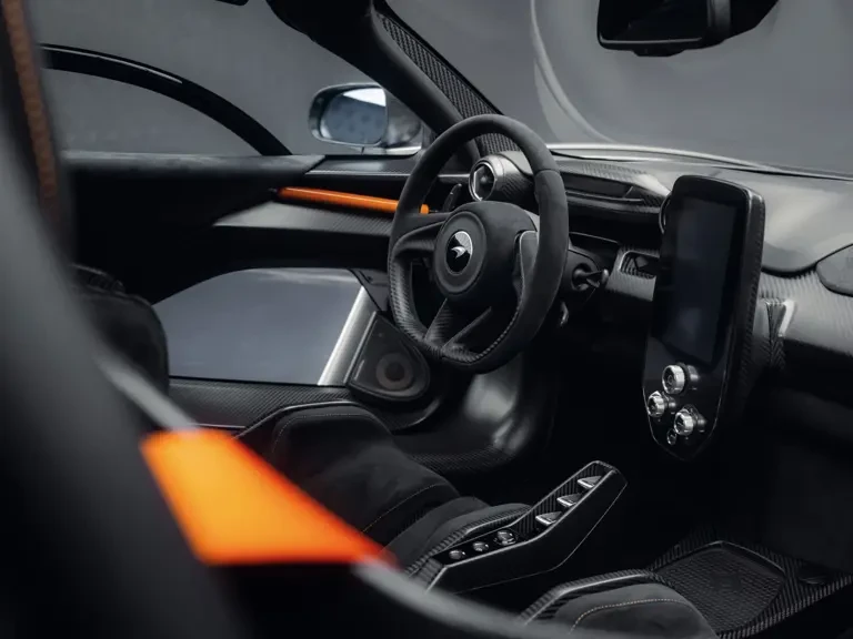 2019 McLaren Senna - Image 14 of 31