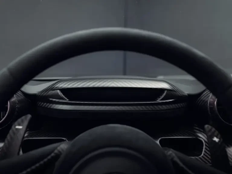2019 McLaren Senna - Image 26 of 31