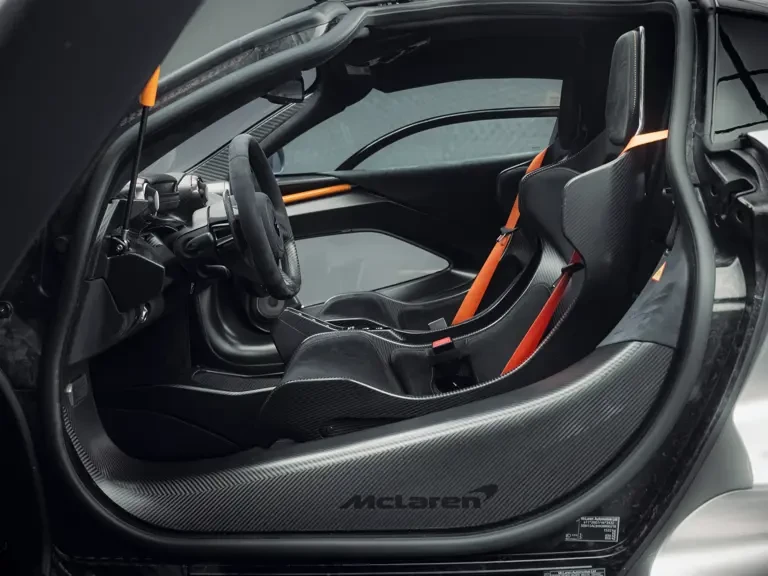 2019 McLaren Senna - Image 21 of 31