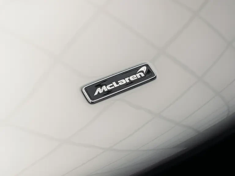 2019 McLaren Senna - Image 7 of 31