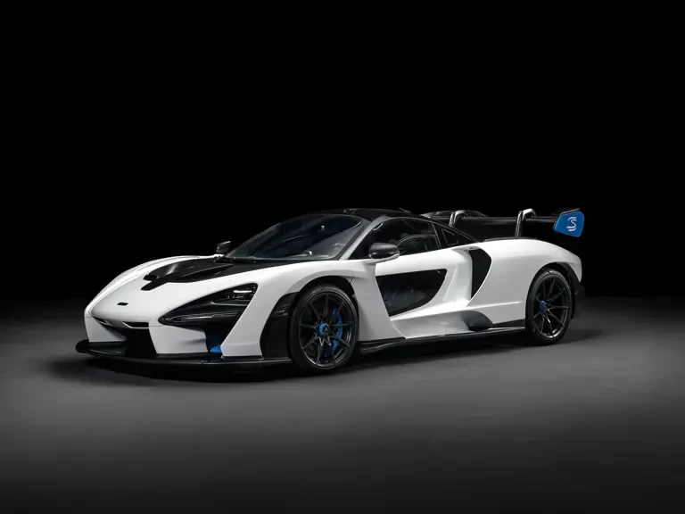 2019 McLaren Senna - Image 2 of 31