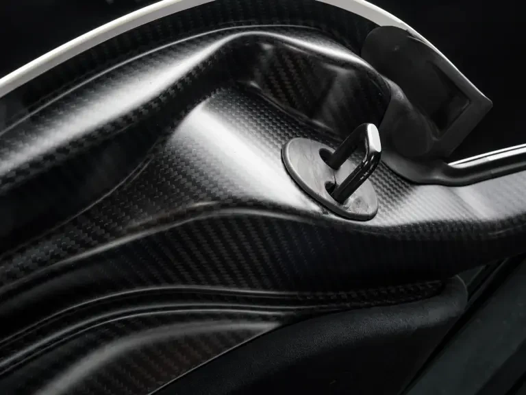 2019 McLaren Senna - Image 13 of 31