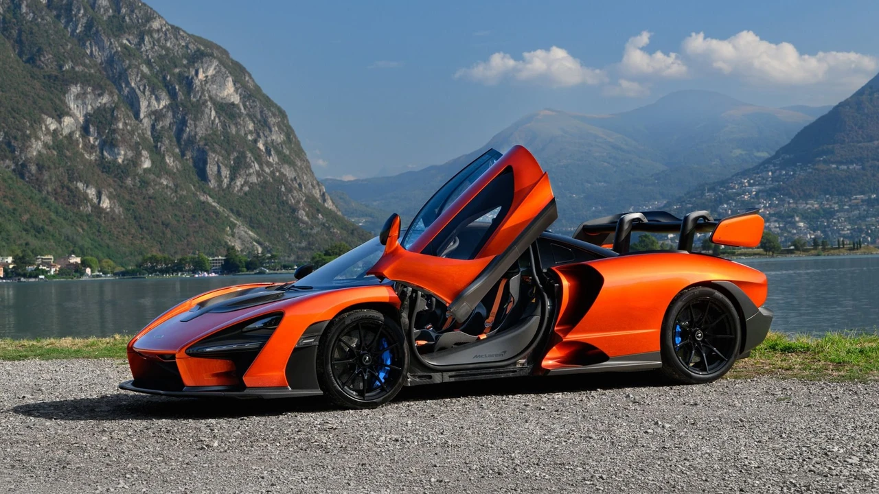 2019 McLaren Senna - Image 30 of 31