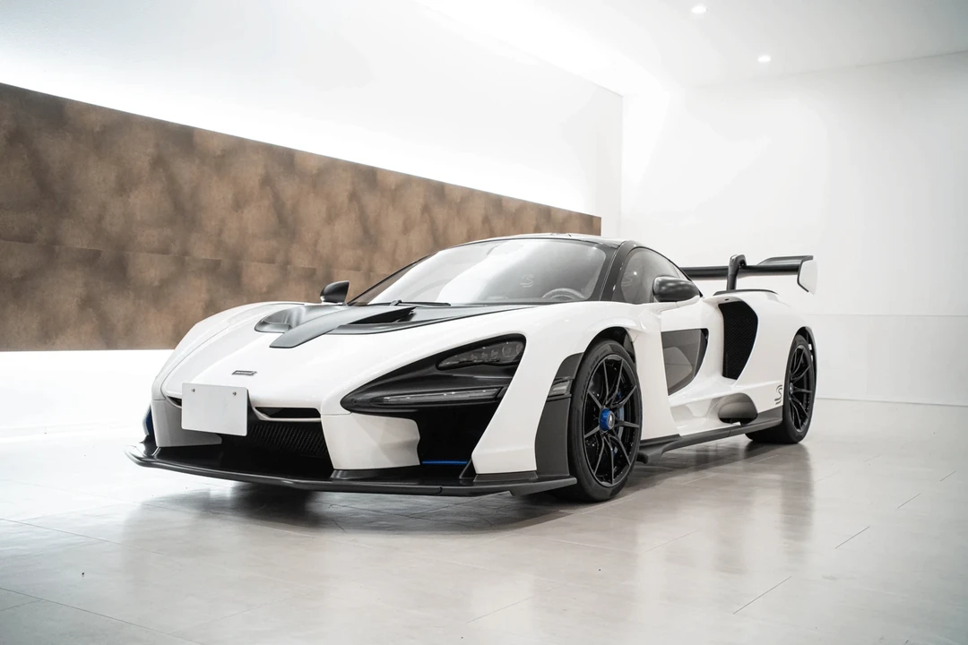 2019 McLaren Senna - Image 2 of 7