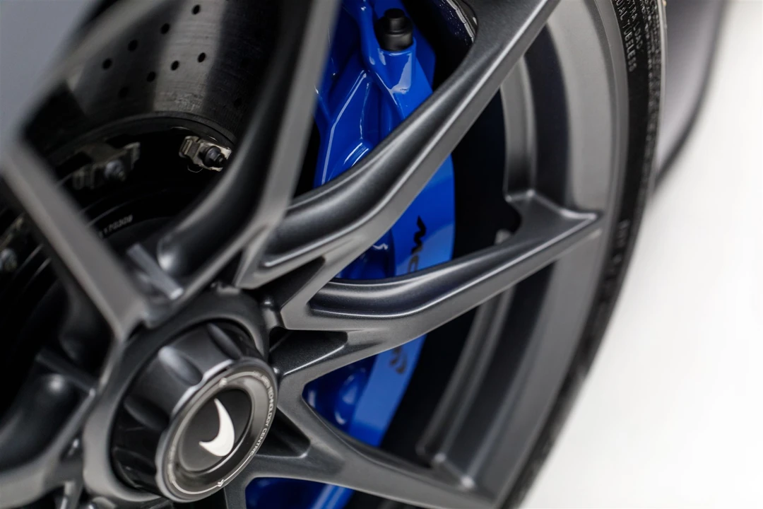 2019 McLaren Senna - Image 25 of 31