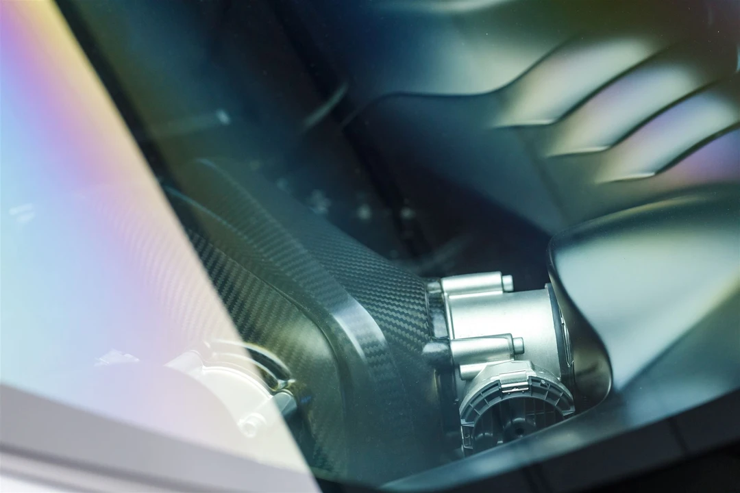 2019 McLaren Senna - Image 17 of 31