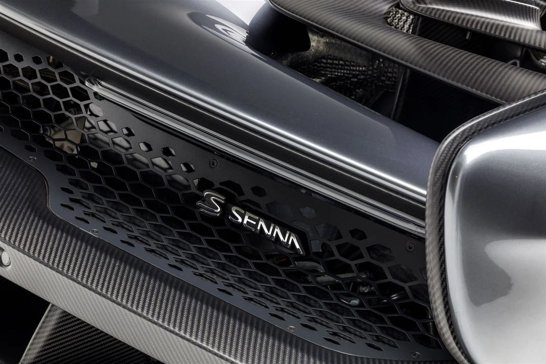 2019 McLaren Senna - Image 3 of 31